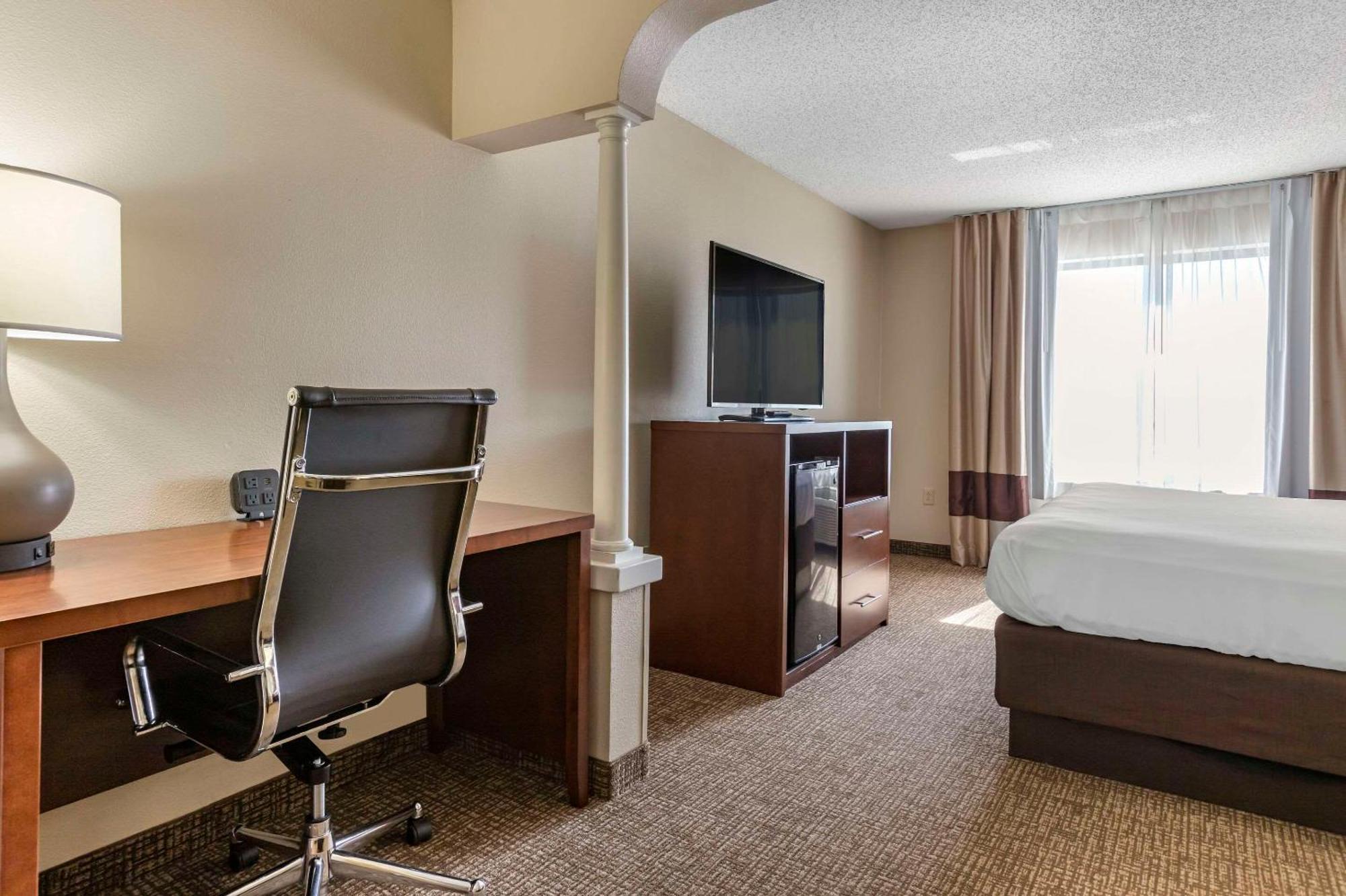 Comfort Suites Grandville - Grand Rapids Sw Екстер'єр фото